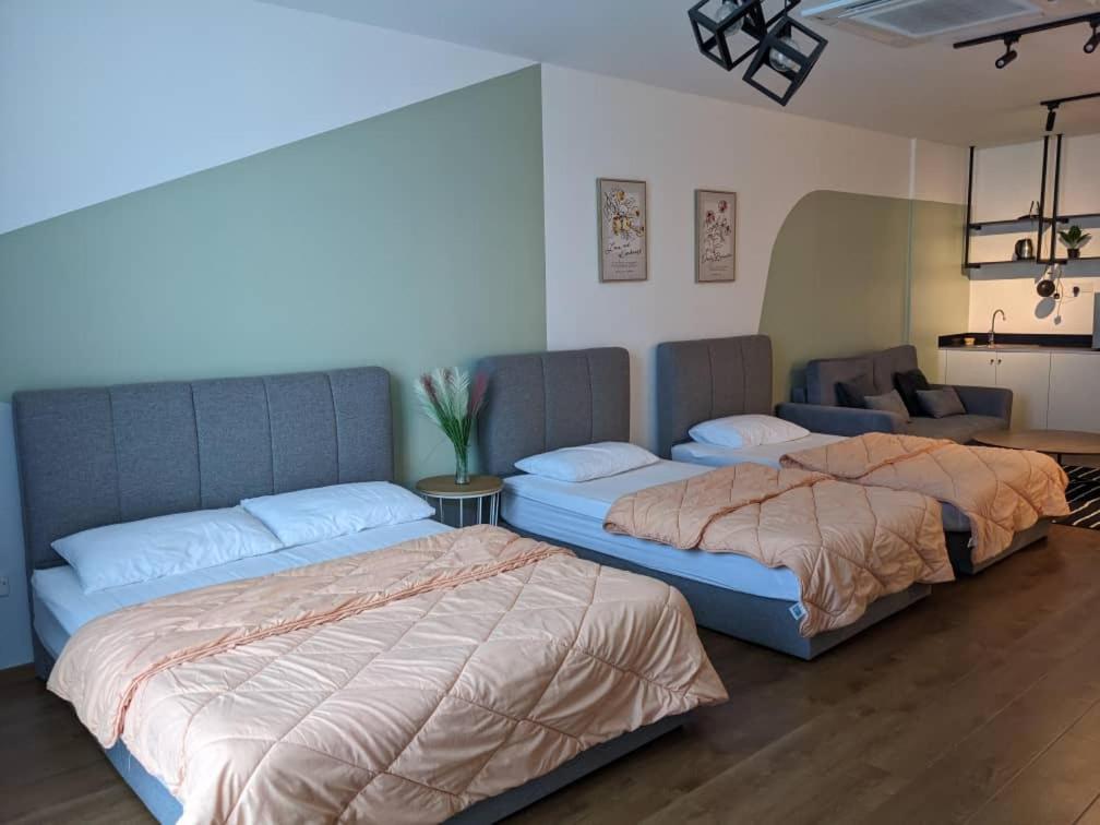 Summer Suites Apartment-The Summer Shopping Mall Kota Samarahan エクステリア 写真
